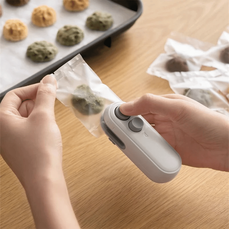 ✨Last Day 49% OFF💥Small 2-in-1 Rechargeable Magnetic Snack Sealer